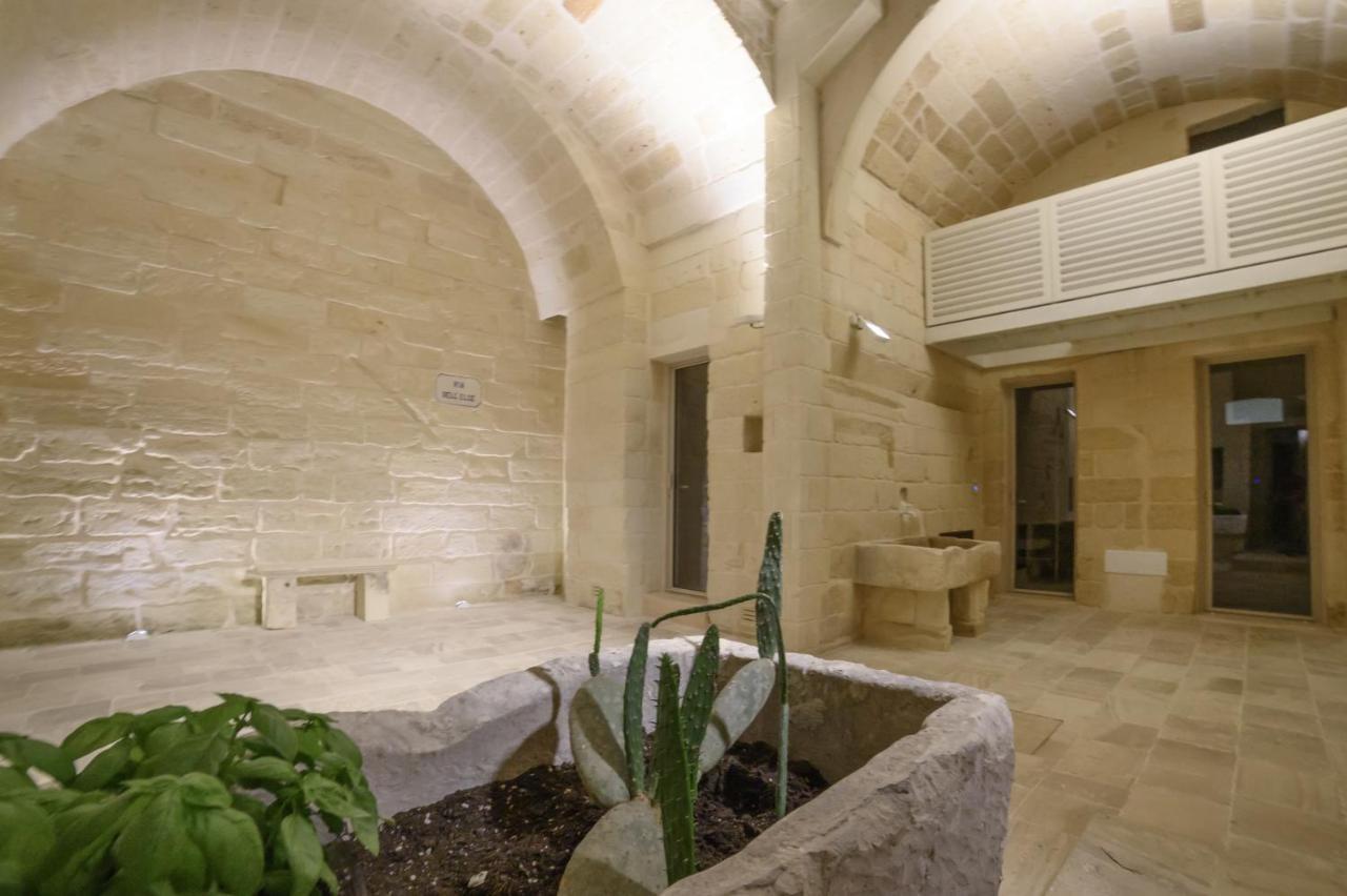 レッチェ Vico Dell' Elce Bed & Breakfast エクステリア 写真